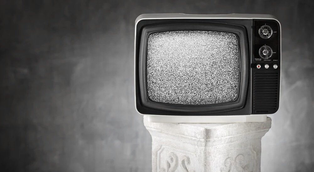 elenaneira's tweet image. #Apple and @facebook are talking: #FacebookSDK for #tvOS developers.facebook.com/blog/post/2015…