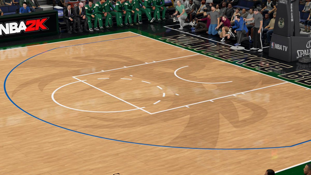 milwaukee bucks alternate court