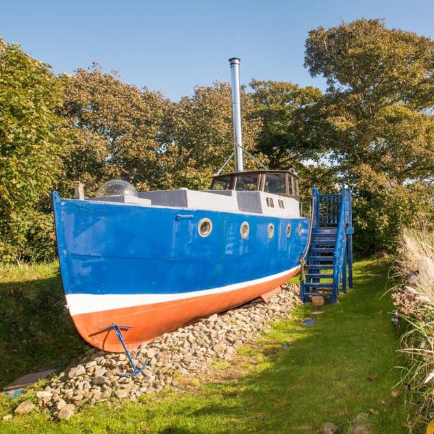 NEWBIE ALERT! Welcome Sonia <a href="/MorfaIsaf/">Morfa Isaf</a> to the collection. 
A stunning boat in Llangrannog walesinstyle.com/Sonia-the-boat…