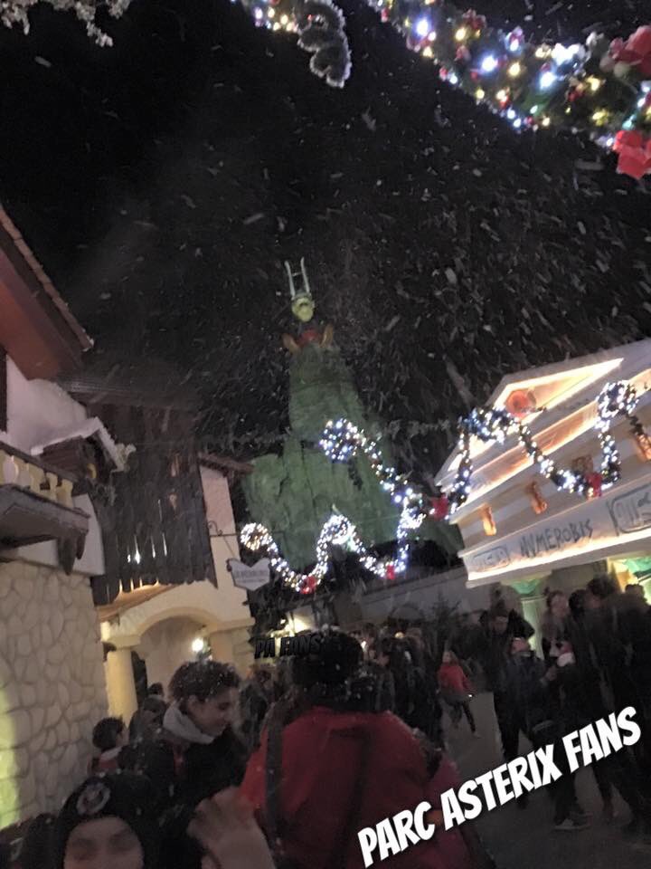 ParcAsterixFans's tweet photo. Noël chez les Gaulois, c'est totalement givrée ! ❄️⛄️ @ParcAsterix https://t.co/KsQLD1qwod