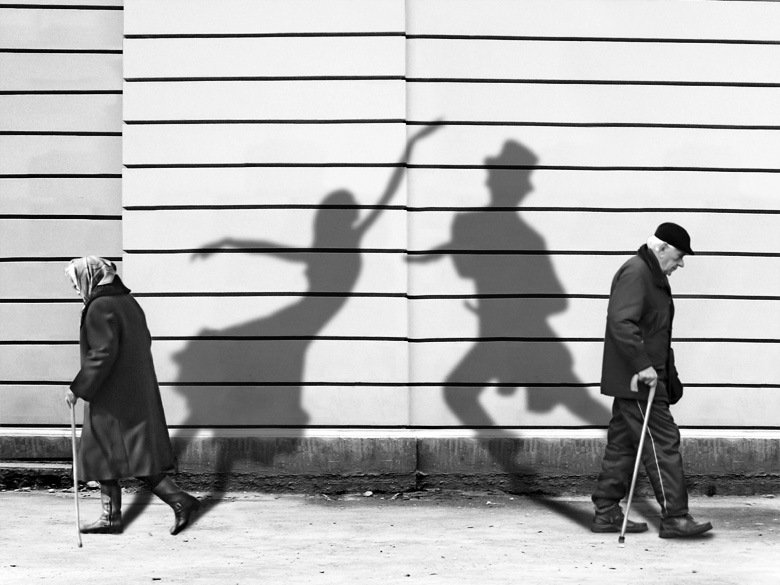 NounAlmalik's tweet photo. “Some day you will be old enough to start reading fairy tales again.”
―C.S.Lewis

Ph:©Lyubomir Bukov
Shadows of past https://t.co/6YAPkKRsFF