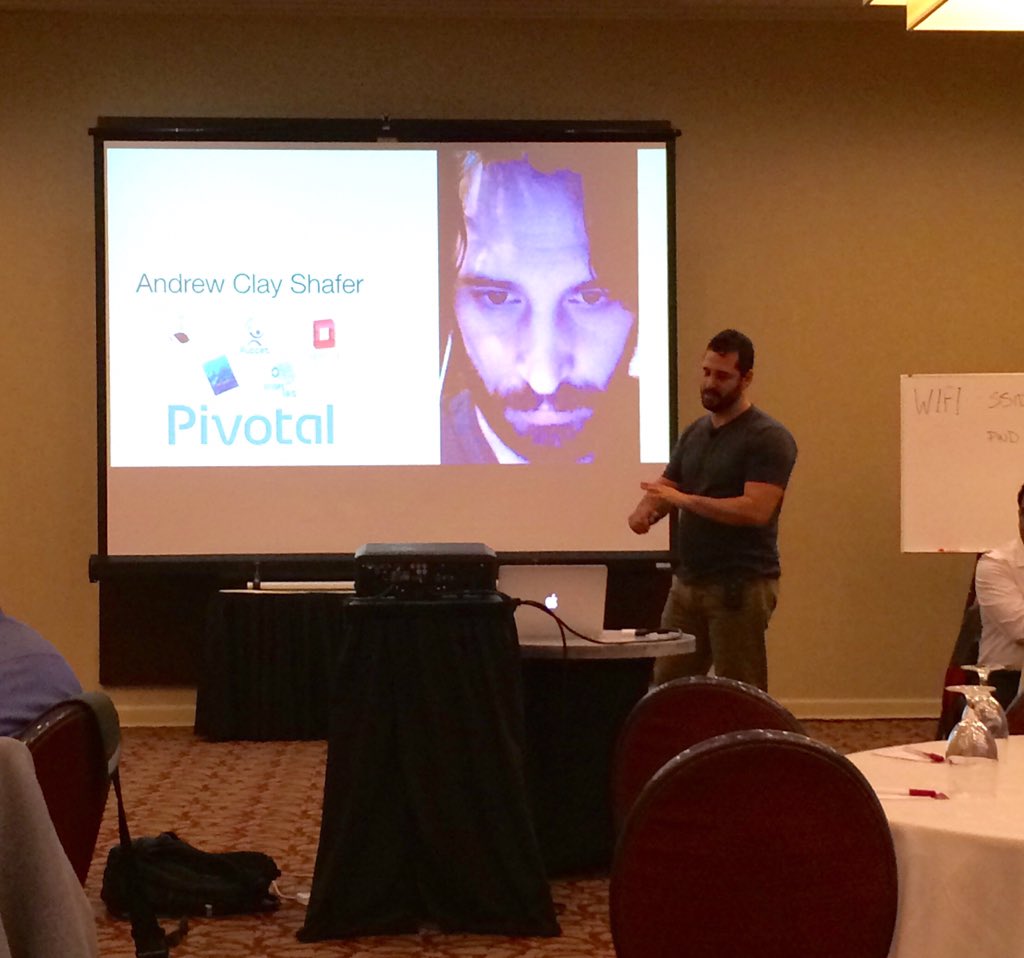 vCommando's tweet photo. Great talk on devopsplatforms with @littleidea @ nationwide federation day 2015 #emcfederation #pivotal #nationwide https://t.co/ro6nFmC3cD