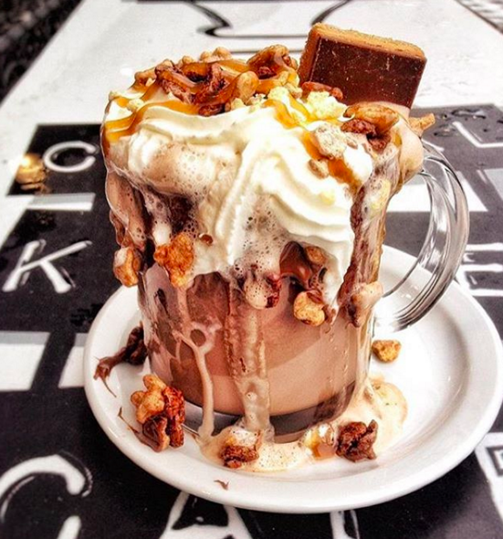 ZomatoUK's tweet photo. 🎶"I'm dreaming of a hot chocolateeeee"🎶
https://t.co/v8ZB9bINdA https://t.co/kBcWuKJcYP
