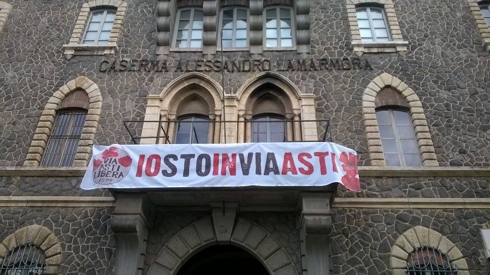 FuturaTorino's tweet photo. Continua la petizione su @Change per riaprire la caserma di #ViaAsti
LEGGI: https://t.co/mxZHfs2ZYb di @Clapperollo https://t.co/sGjr34Gkfw