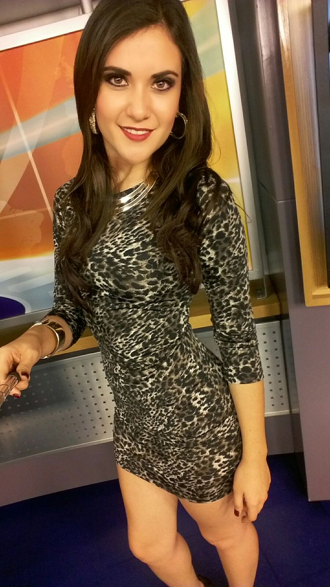 laurodriguezmx's tweet photo. Mitad de semana luciendo un hermoso vestido #AnimaPrint de @SurBoutique bonito diaaa!! https://t.co/eC4jYUHaSu