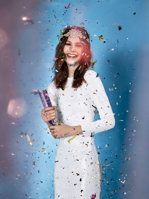 WNYUNIONSQUARE's tweet photo. .@NastyGal &amp; #WUNIONSQUARE are giving away a VIP #NYE2016 in #NYC Enter to win here: https://t.co/xDPSO8Aaba https://t.co/aPXe1YcQur