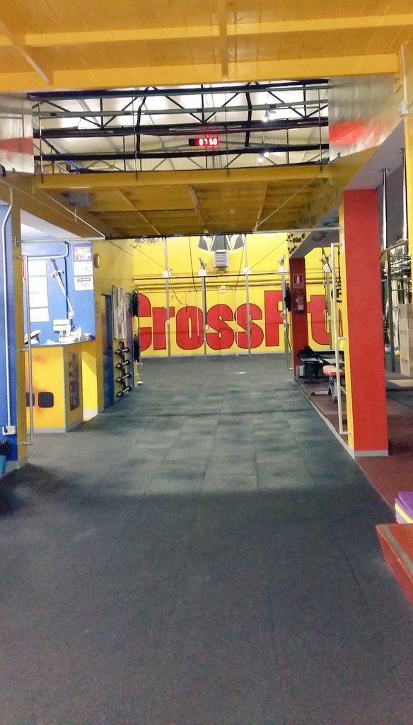 bdadin's tweet photo. Back to working out after a great weekend!#morningworkout #crossfit #inspired #DanBailey #TeamUSA #wantitevenharder https://t.co/K7GPhghi21
