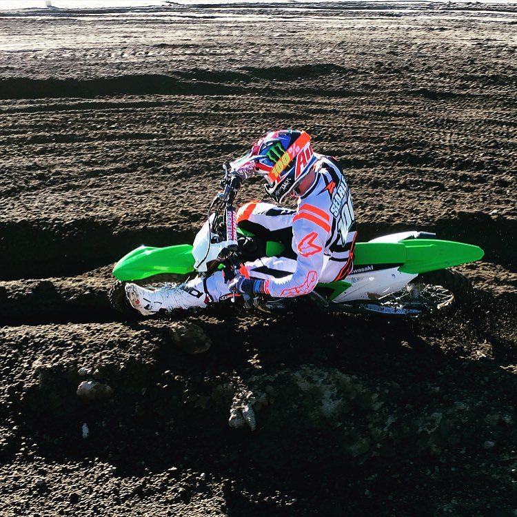 We love this shot of <a href="/tommysearle100/">Tommy searle</a> in action!