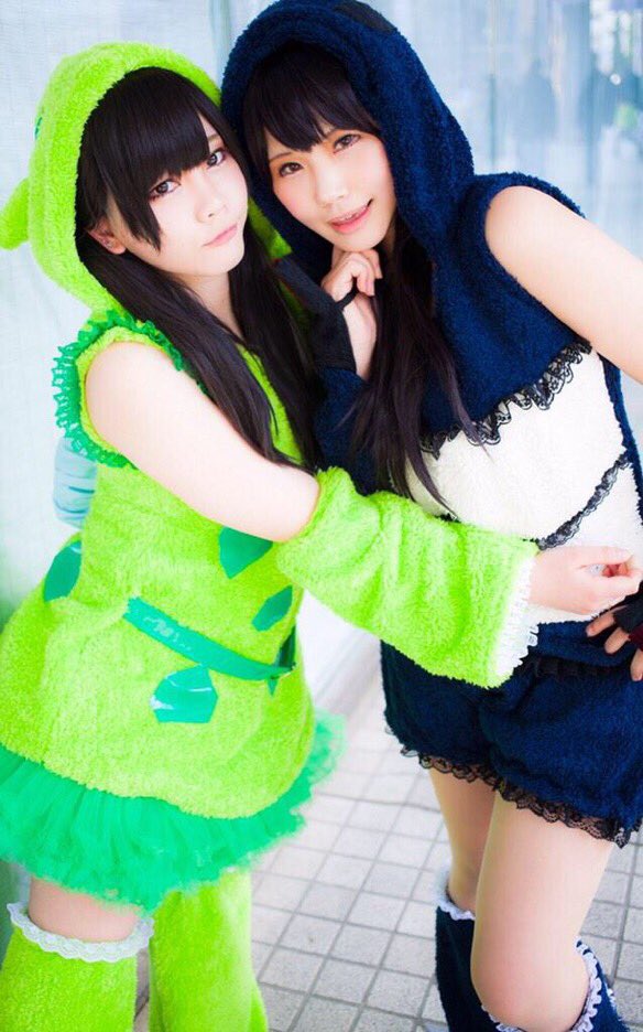 sakuruton's tweet photo. ももクロ足りない🍀
5色で騒ぎたい…誰か！構って…！
💚さく/💜らくと https://t.co/LUOSs35bik