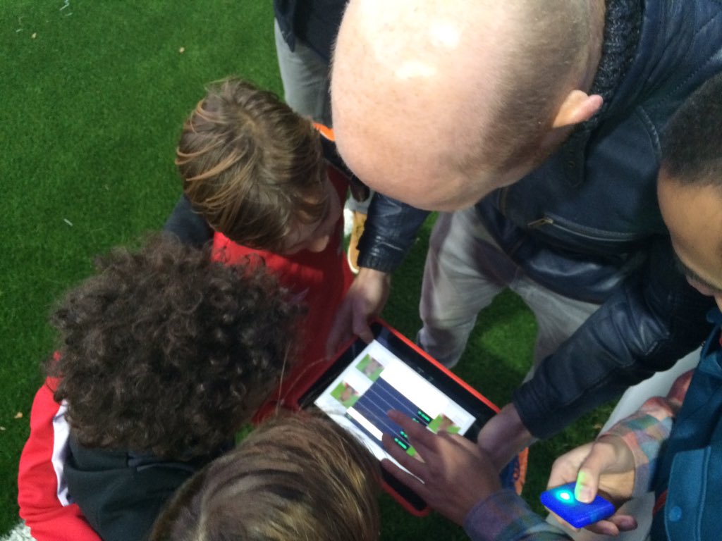 Martinlaat09's tweet photo. Vandaag oefenpot tegen SV Epe. 1e keer gebruik mogen maken van de @playincredible dashtag! Boys waren enthousiast! https://t.co/xyxDZ8jp3A