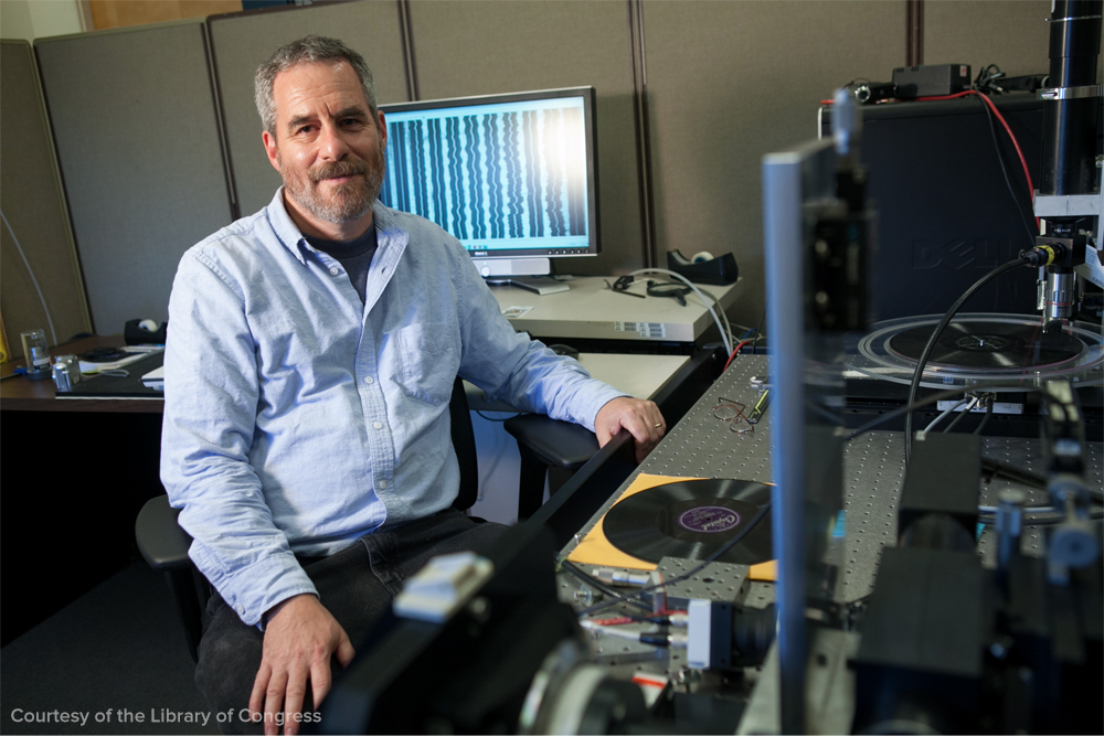 scifri's tweet photo. This physicist helps resurrect sound from old audio files once thought lost to history https://t.co/bLEb8YZXUf https://t.co/DpPvKVMNQP