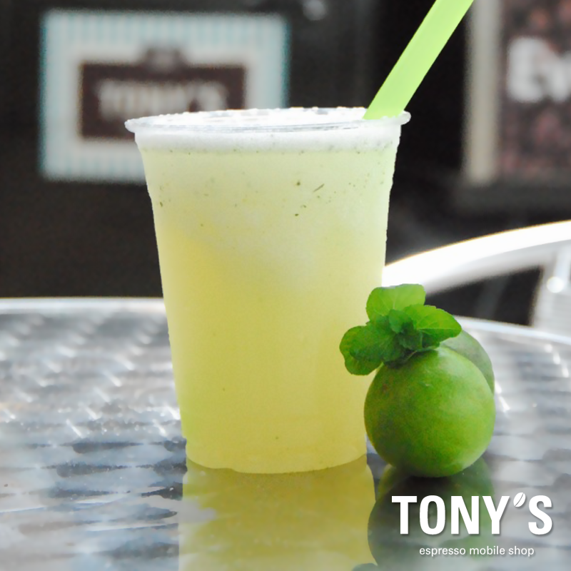 TonysCafePE's tweet photo. ¿Tienes ganas de algo refrescante y delcioso? Prueba nuestro #CoolLemon ♥ https://t.co/MxDuGXGrk0