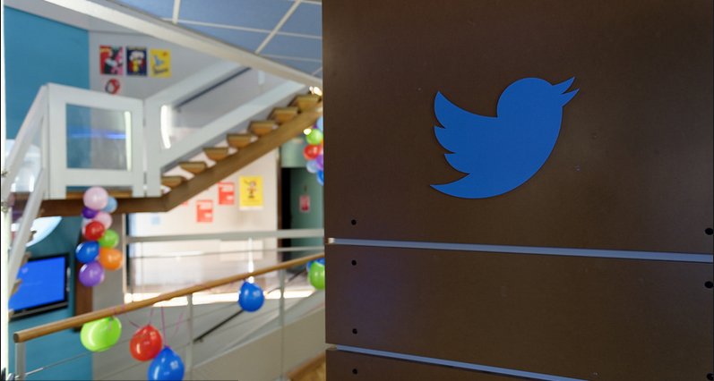 lea_jjn's tweet photo. Retour sur le #TwitterTourLyon. https://t.co/OtqboqEw6F Poke @Regine_Michalon &amp; @ljuesha. Le monde est petit. ;) https://t.co/Bk8mzsTVWq
