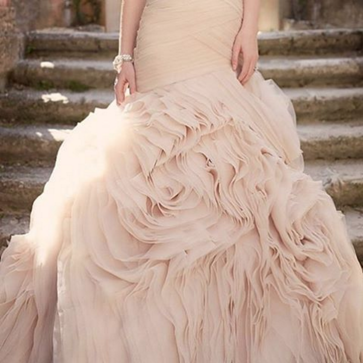 pasteldress's tweet photo. #WeddingWednesday Texture and color - would you? #TheDress #WeddingDresses https://t.co/OM21OF3Sgo https://t.co/z9rzNxc1ZD