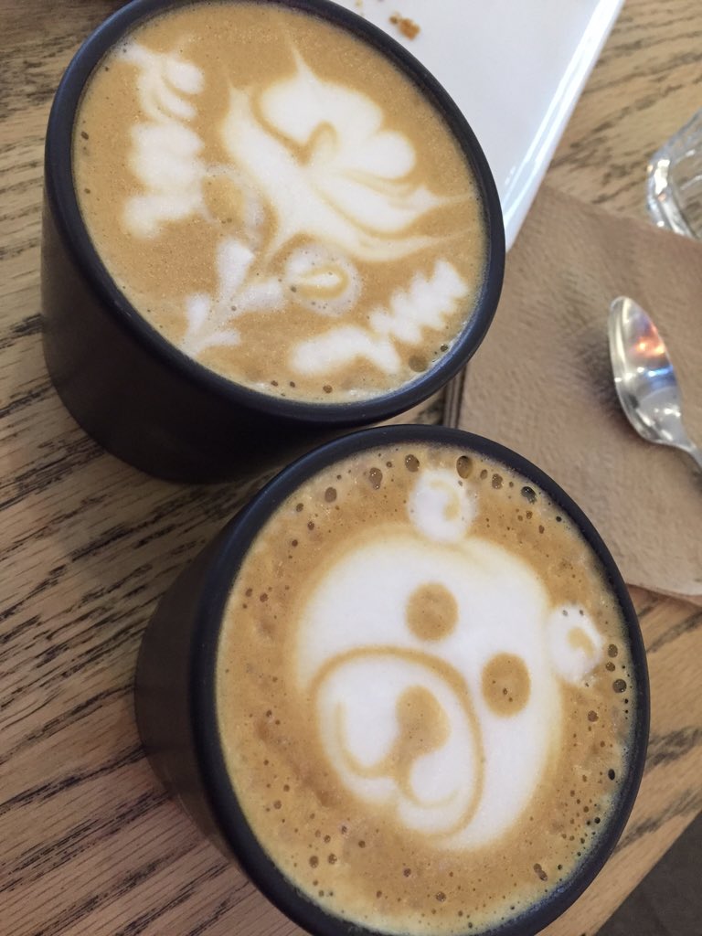 LilyFFort's tweet photo. Porque al compartir mis mañanas contigo son mejores @charly_albright ☺️☕️ #freims https://t.co/46oyXWjXu9