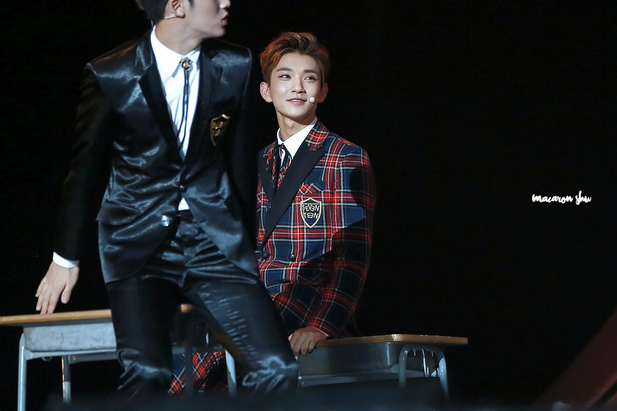 CVzOyaLUYAAs1Yo.jpg:orig