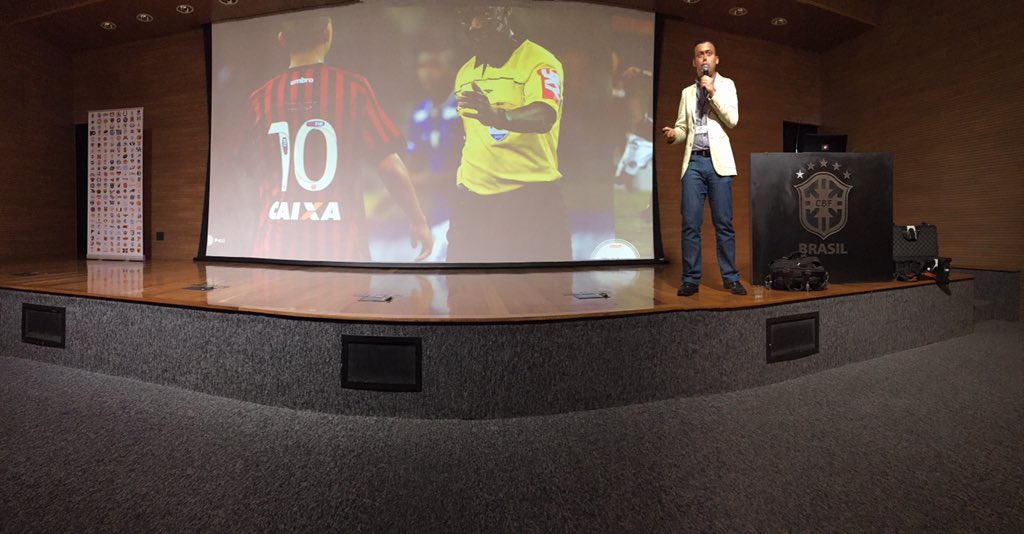 mike2k12's tweet photo. @andrefornaziero presenting how @atleticopr use @CatapultSports to inform practice and improve performance #CBF2015 https://t.co/So9izK21JV