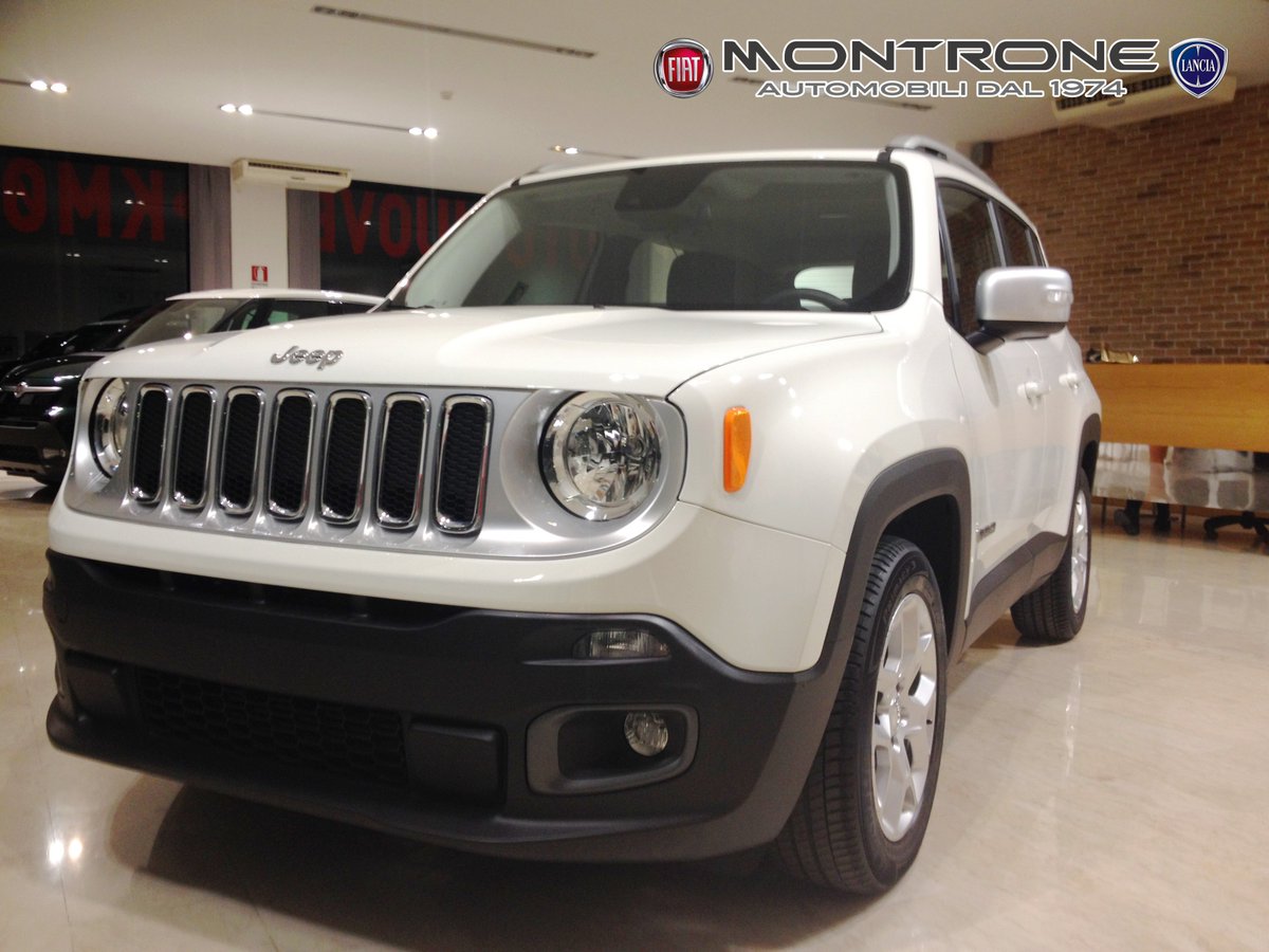MontroneAuto's tweet image. #Jeep #Renegade ora in #showroom
Vuoi provarla? Prenota #TestDrive #avventura #sterrato #montroneAutomobili #Taranto