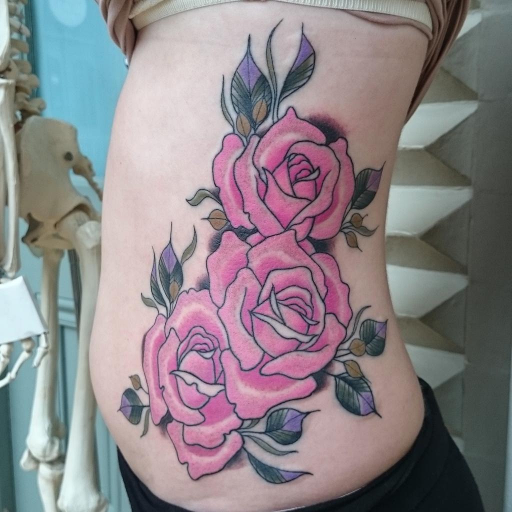 Had to share these roses. Sorry for being so twitter quiet! More like this please. Missterrytattoo@gmail.com