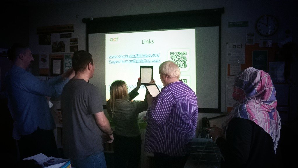 craig_keane's tweet photo. Learning about #humanrightsday today #HRD15 #equality #diversity @learning_act #QRCodes #ESDGC https://t.co/5EKQfsEADG