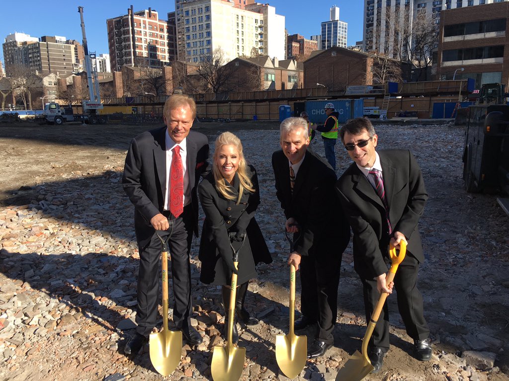 maryftrucco's tweet image. Groundbreaking for @jewelosco Clark/Division flagship store 2017. @FifieldCo @McHughConstruct #Chicago