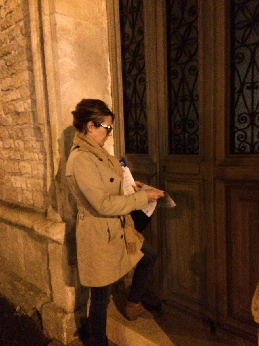 chassagne79's tweet photo. #Niort Toujours sur le terrain. Non à #labstention oui à #l'Alternance @AvecCalmels https://t.co/FAQd0FDUjt