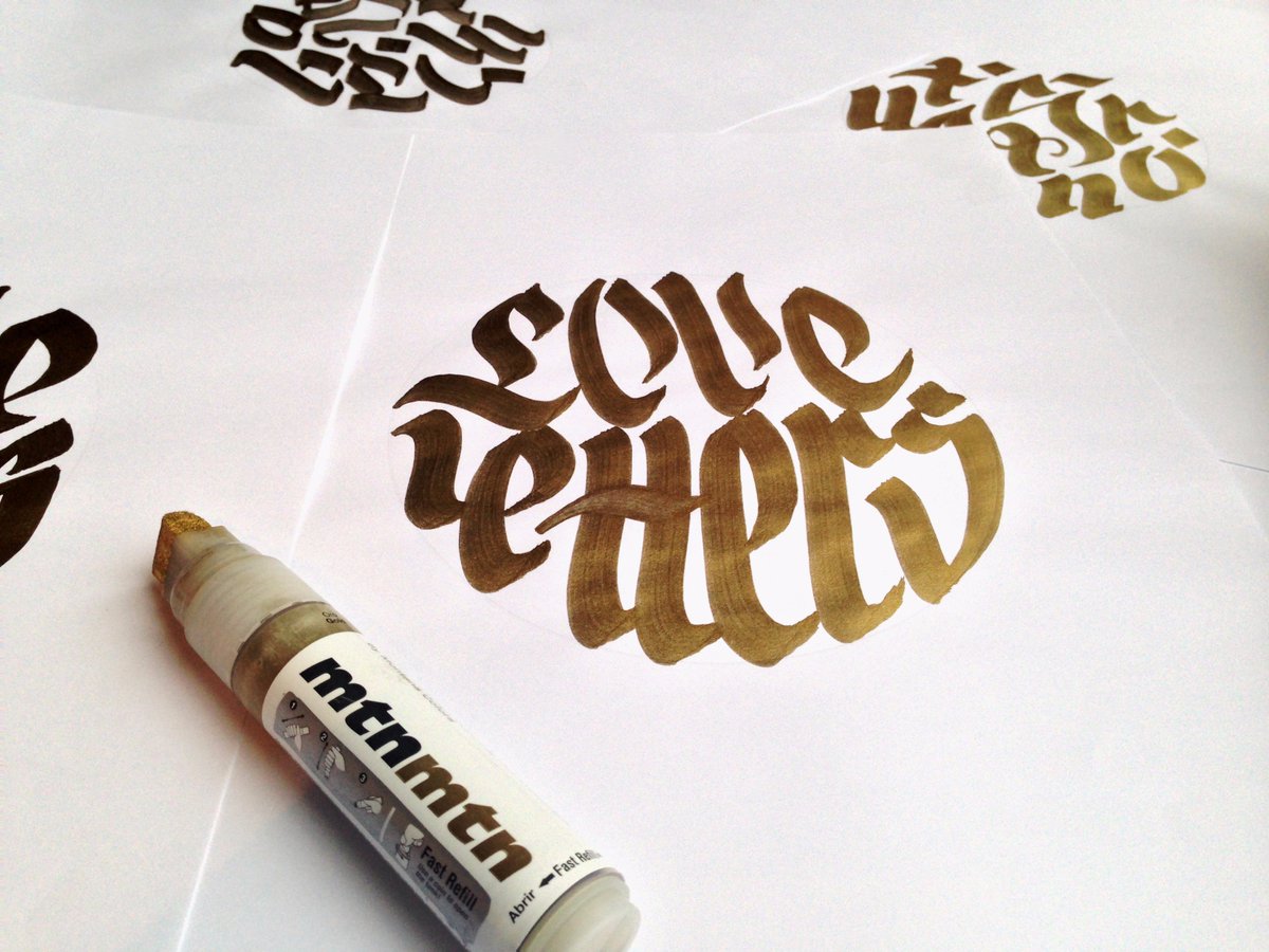Kevinbth's tweet image. New calligraphy project
#calligraphy #letters #Typography #handtype #lettering #art #love
bit.ly/1Q0FZ8z
