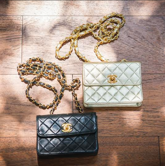 void_mx's tweet photo. @CHANEL Black and Silver Mini Classic Flap Bag, 1989. https://t.co/Lod94eNX0j