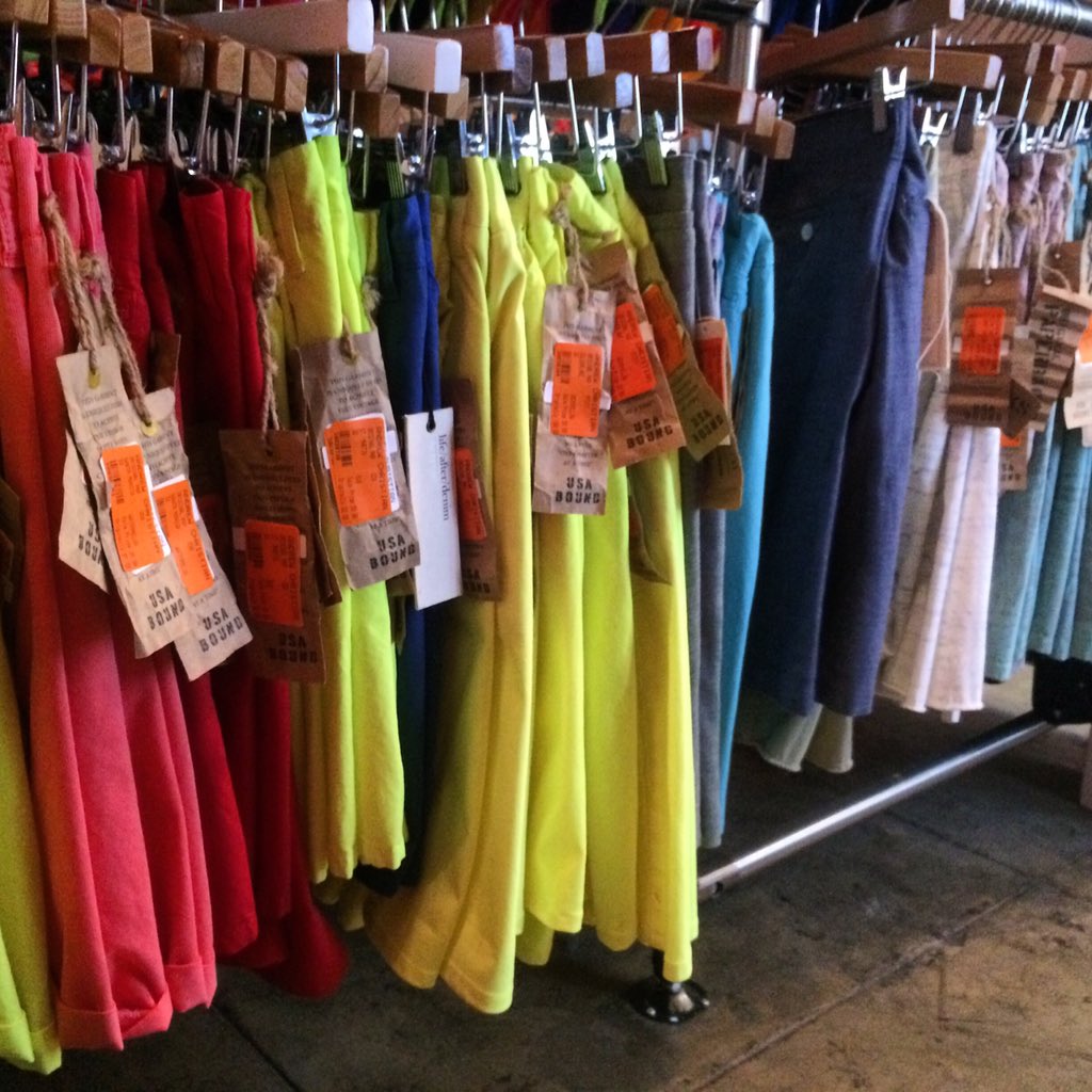 ACweho's tweet photo. ALL shorts/pants now just $39.99! @lifeafterdenim @paperbacks #originalpaperbacks @andrewchristian https://t.co/HD0h6pb4pO