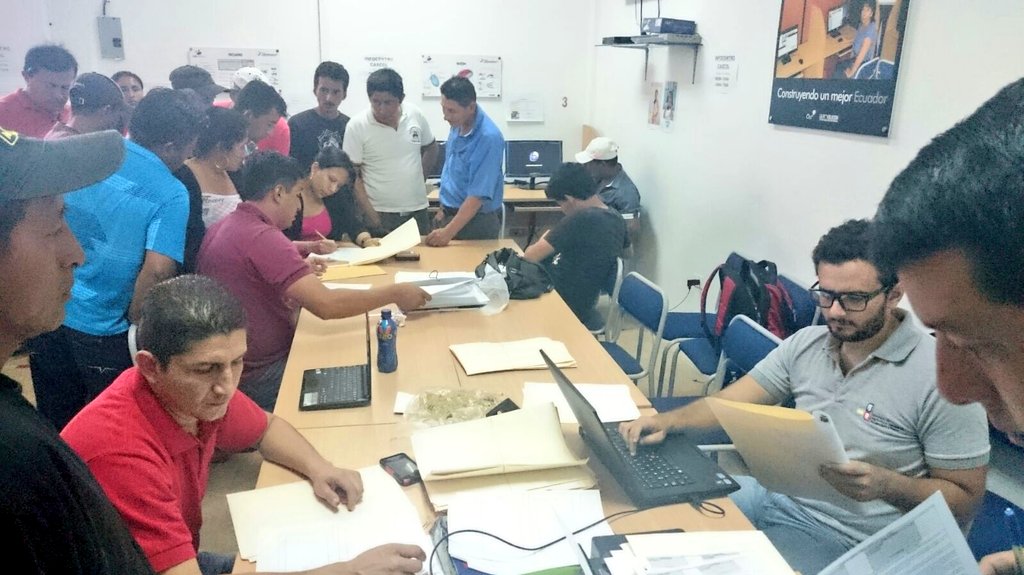 Agricultura_CZ4's tweet image. #InfoMAGAP | Elaboración de expedientes de crédito para la compra de kits de maíz en Cascol cantón Paján #Manabí