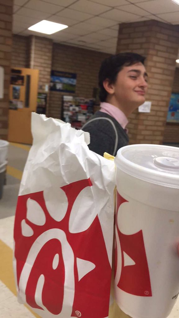 BiernackiHailey's tweet photo. @Myrtle_Marnie is the best https://t.co/wJNGydiHmE