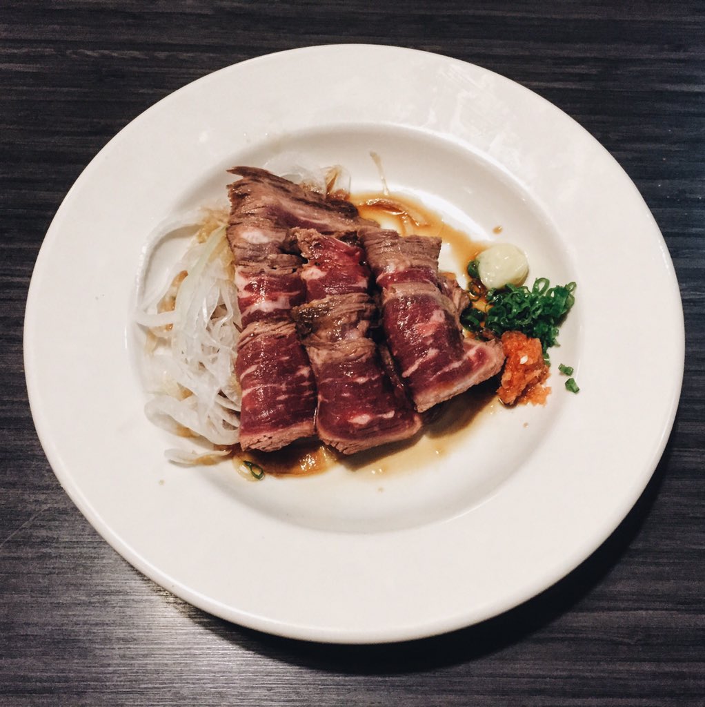 TheHungryCrew's tweet image. Beef Tataki from Ichiza. Delicious 😋 #thehungrycrew #foodporn #food #lasvegas #vegas