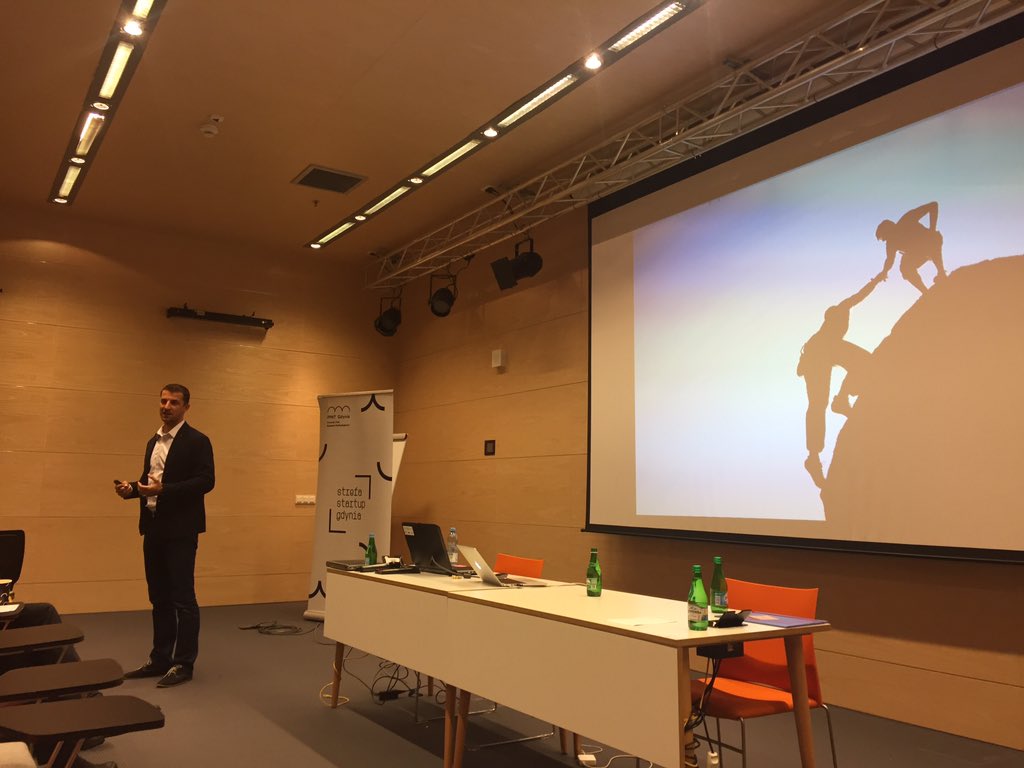 PKotecki's tweet photo. @mraczka kicked off second part of @PMInstitute Gdańsk Branch @PPNT_Gdynia @PMI_PC @MalgorzataKusyk @KSchaefer13 https://t.co/5TrSHRfjOk