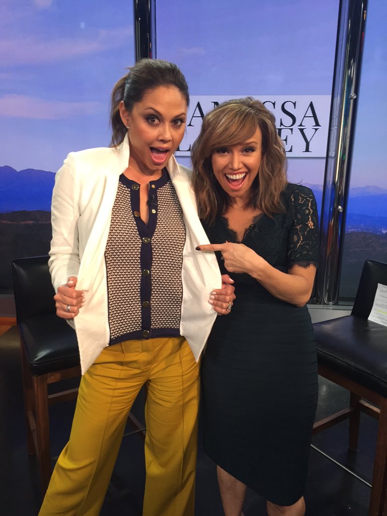 Sara Gore on X: No I'm not pointing at @VanessaLachey 's boobs. We share a  love for @veronicabeard. It's all about the dickies!   / X
