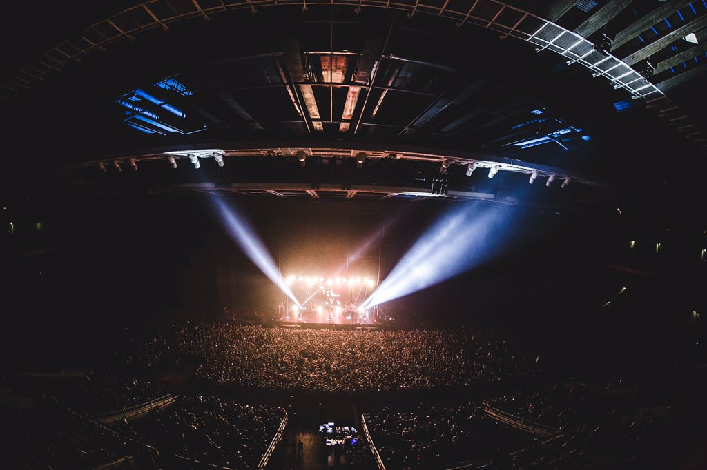 bmthofficial's tweet image. MOSCOW! Thank you! 🇷🇺☔️

📷 - @ashleyophoto