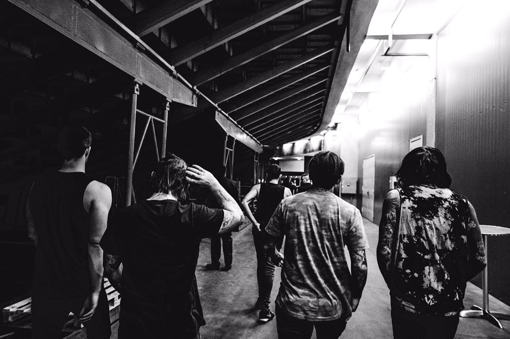 bmthofficial's tweet image. MOSCOW! Thank you! 🇷🇺☔️

📷 - @ashleyophoto