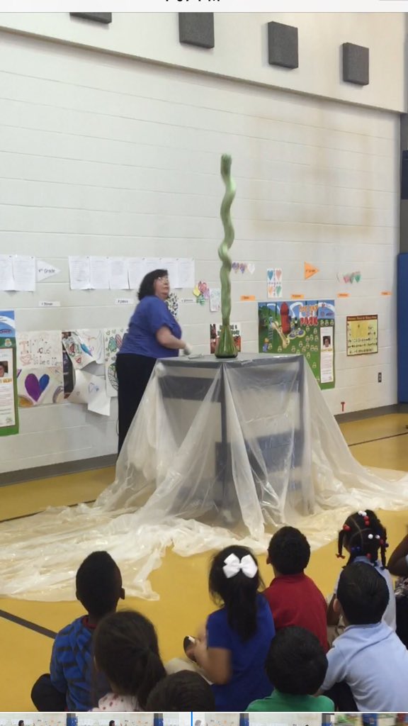 CobbElem's tweet photo. Kinder 1st and 2nd grade learned about chemical reactions today by making Elephant Toothpaste, thank you Ms. Irvin https://t.co/2j5FOjoE3c