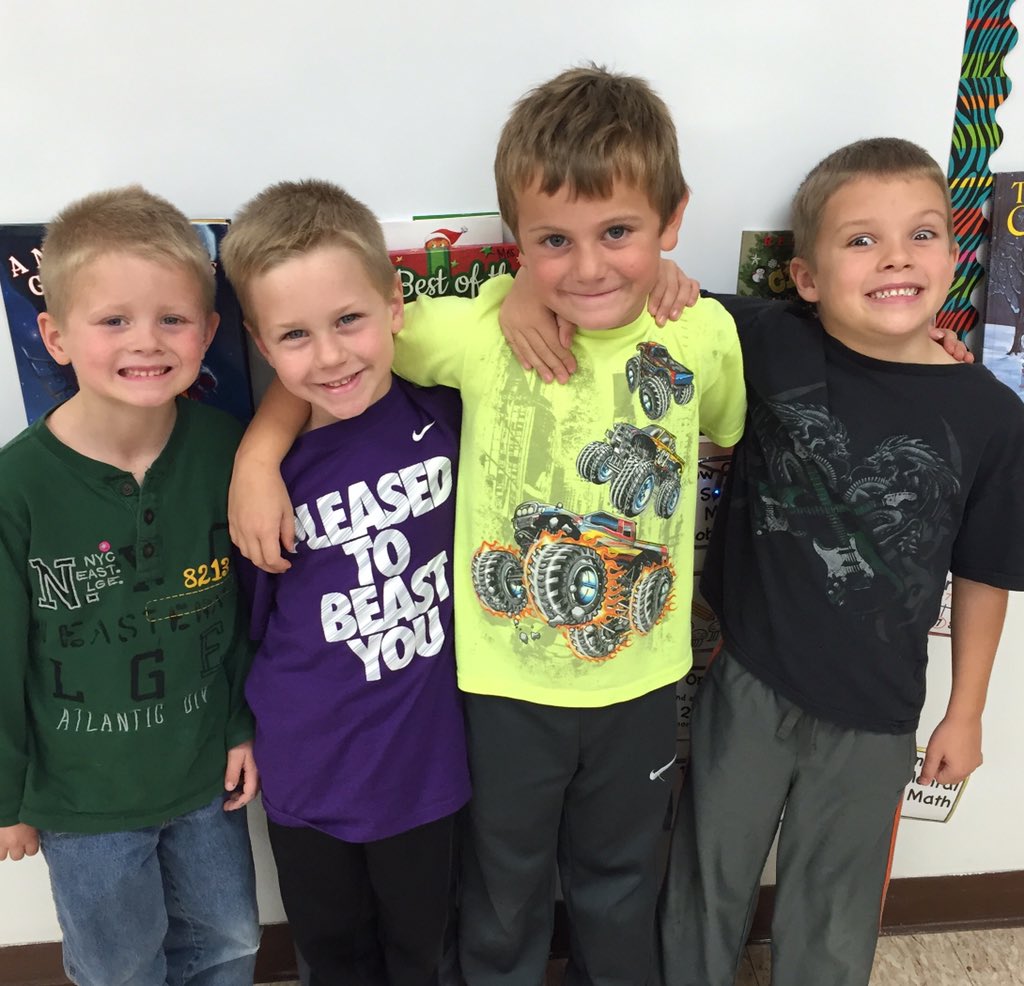 c_herrs23's tweet photo. Love coming to school every day and seeing these smiling faces!! Love my job!! #224v327 https://t.co/5uBgJoAZQ0