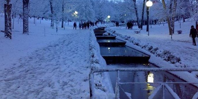 RT si te acuerdas de la última vez que nevó en Cáceres y si te encantaría que volviera a nevar :)
