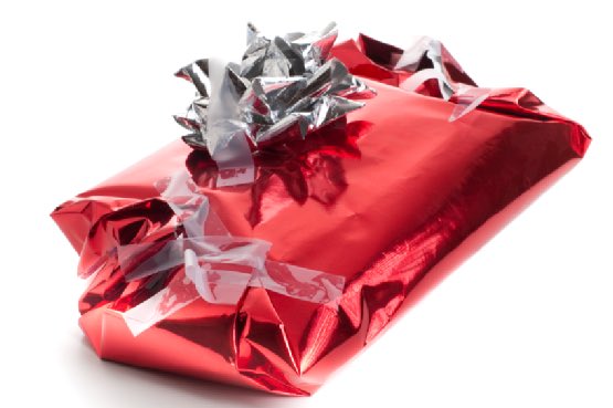 To all the guys out there making an absolute hash of wrapping their partners presents up..Stay strong #ChristmasEve