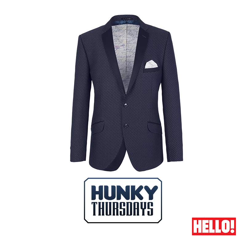 HELLOmagIndia's tweet image. Dress to impress with this Nestor Jacquard Jacket from @armani.

#hunkythursdays #onlyformen #hellomen