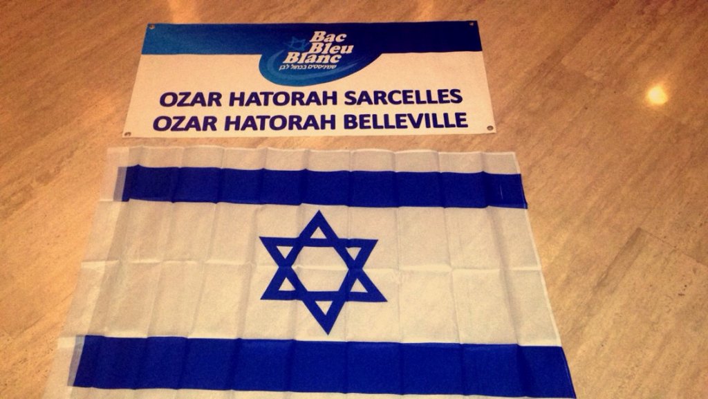 alezra_iris's tweet photo. C était mon Bac Bleu Blanc celui que j attendais depuis la 6e #BBB2015 https://t.co/rE1nQAp6VJ