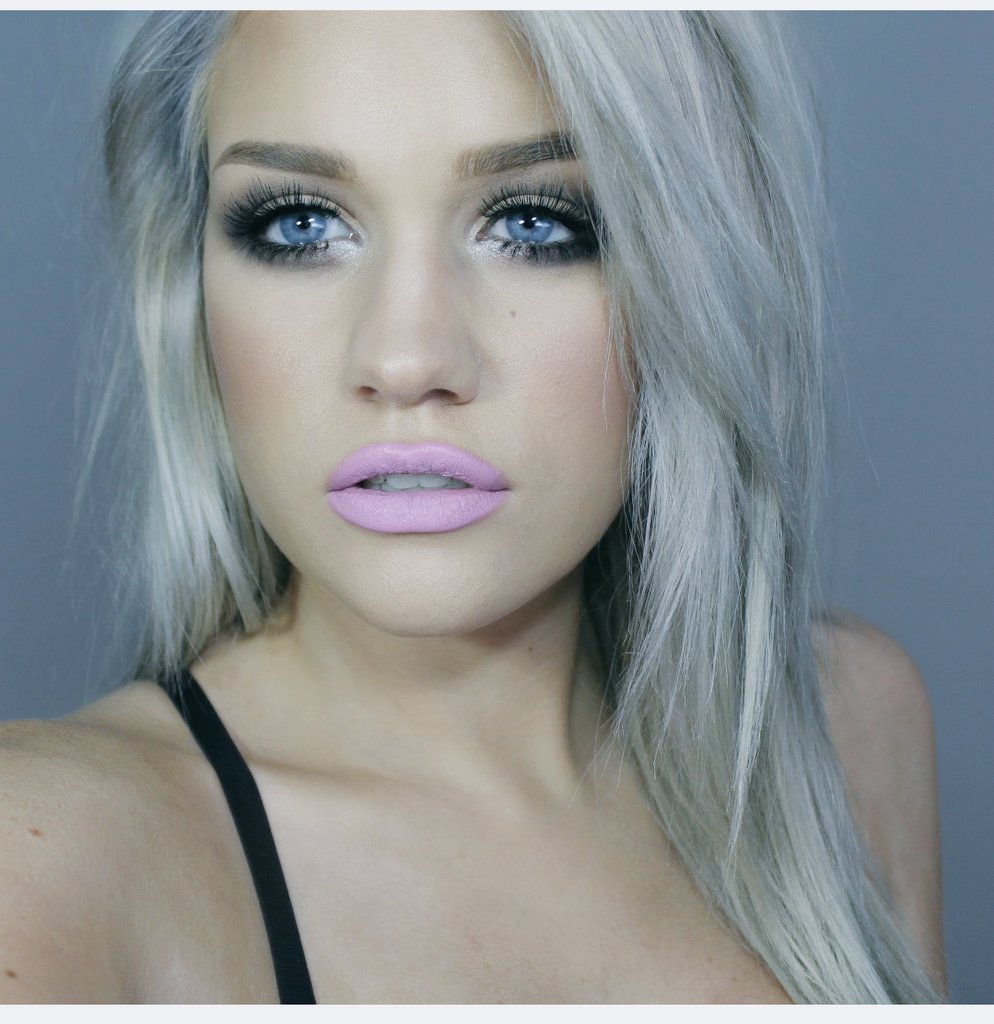 Kylie On Twitter I Want To Dye My Hair Silver Now Right Now