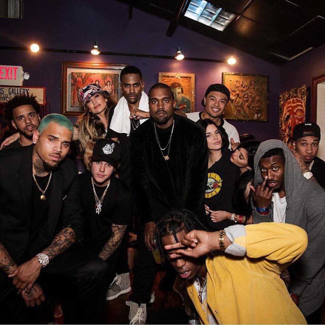biebersmaniabr's tweet photo. Kylie Jenner via Instagram: "Um ótimo retrocesso de 2015." https://t.co/CsmShrnqZp