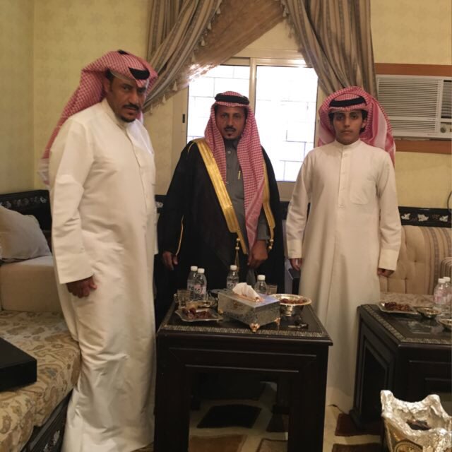 ظيف شرف واخ فاضل الشيخ مصلح بن ذيب بن دهام في ظيافة ال عاطف بن سلطان بالمنطقه الشرقيه