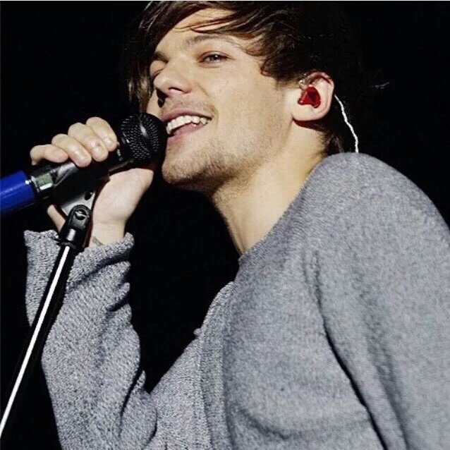 Happy B-DAY to my angel😘
#HappyBirthdayLouisFromItaly