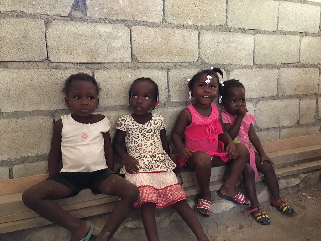 1VisionOneWorld's tweet image. Grateful to be here in Haiti again with another group of fabulous volunteers and working with @C4C_Haiti