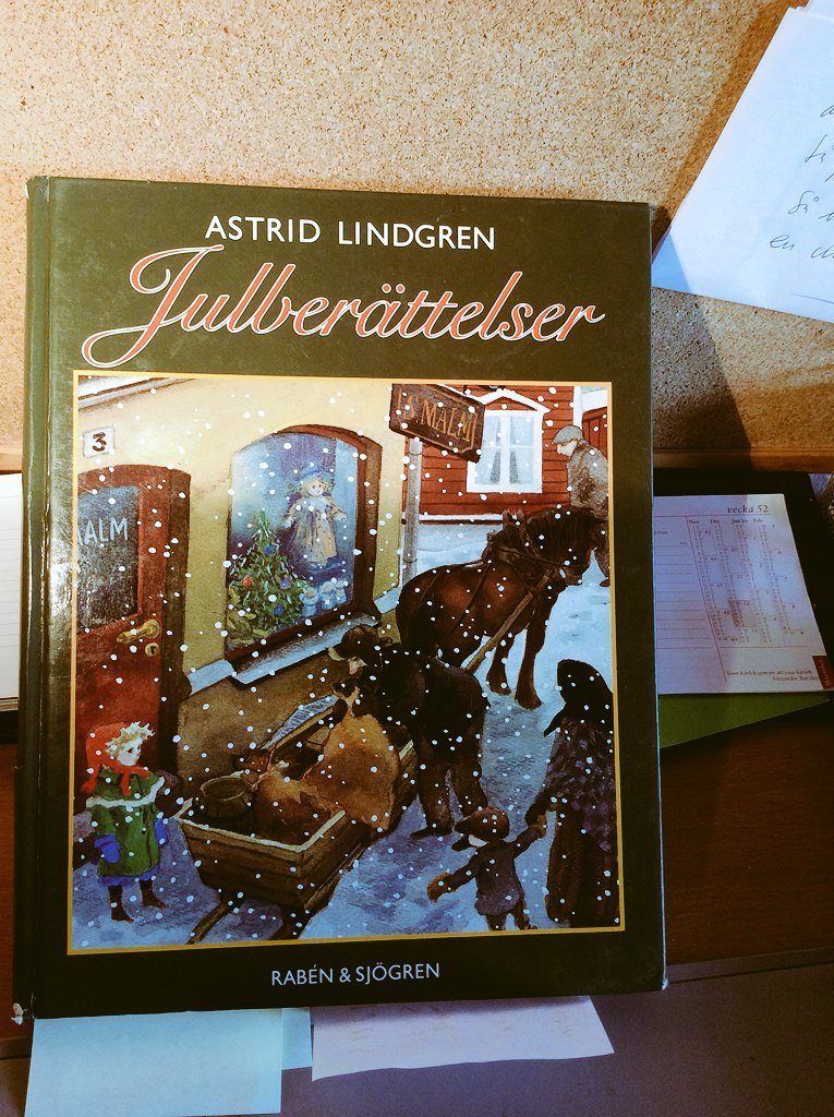 hogomsfritids's tweet photo. Idag läser vi för fritidsbarnen för att få extra julstämning! #astridlindgren #julberättelser #jullov #högläsning https://t.co/777Vpy7Eeg