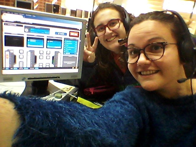 ClickEdad's tweet image. Montando nuestro #programa de #radio, ¿quereis oirlo? #PostureoRadiofonico #EducacionSocial #UV #Valencia