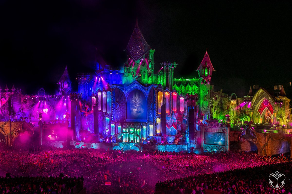 tomorrowland's tweet photo. Music Unites us All... https://t.co/B2TfIWnOxn